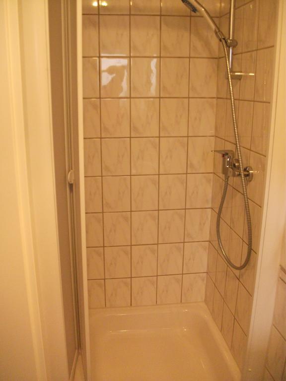 Fewo Benedikta Apartment บอยรอน ภายนอก รูปภาพ